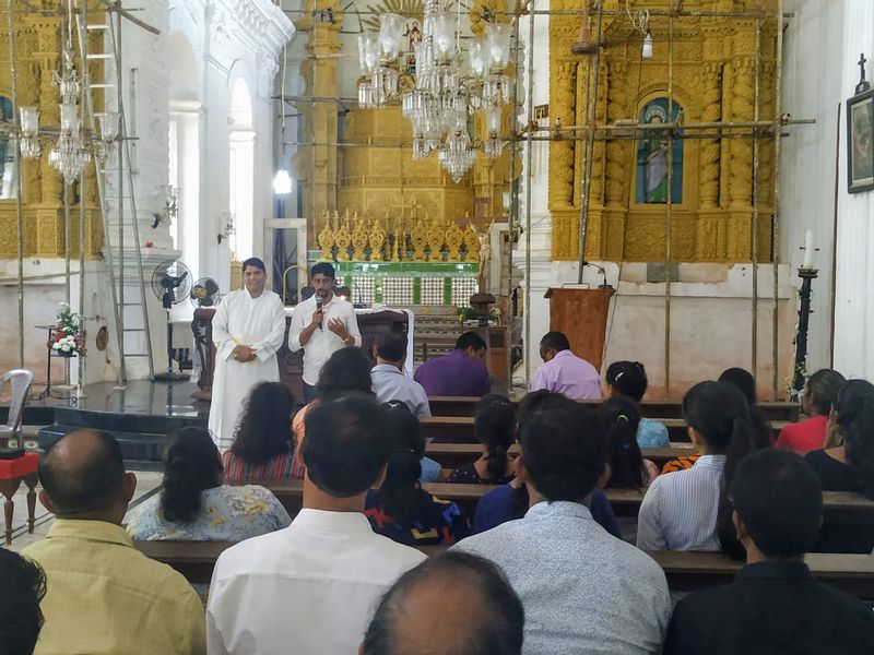 Fr. Leo and Fr. Bolmax speaking at the final session