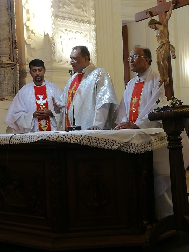 Fr. Anthony, the Dean of Mormugao overseeing the protocol